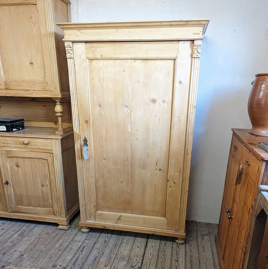 Single Door Mid Sized Pine Wardrobe/Linen Cupboard